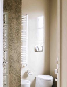 Tenuta Moncarlino Exclusive Accomodation in Monferrato bathroom